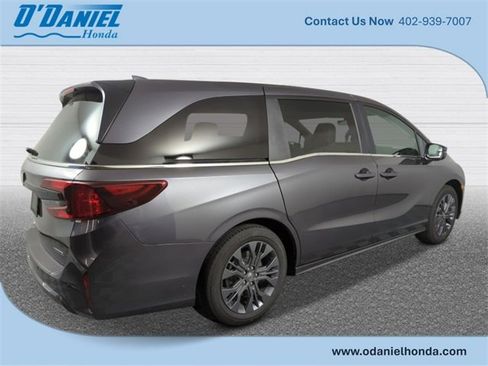 New 2026 Honda Odyssey Touring image 4