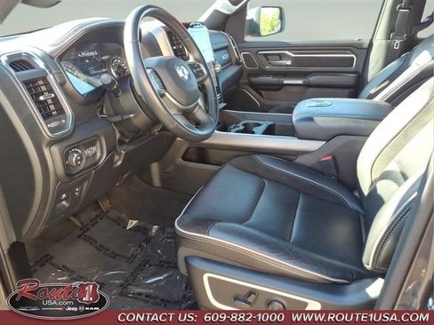 Used 2024 RAM 1500 Laramie AWD/4WD image 12