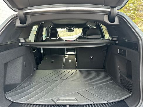 Used 2025 BMW X3 xDrive30i w/ Premium Package image 16