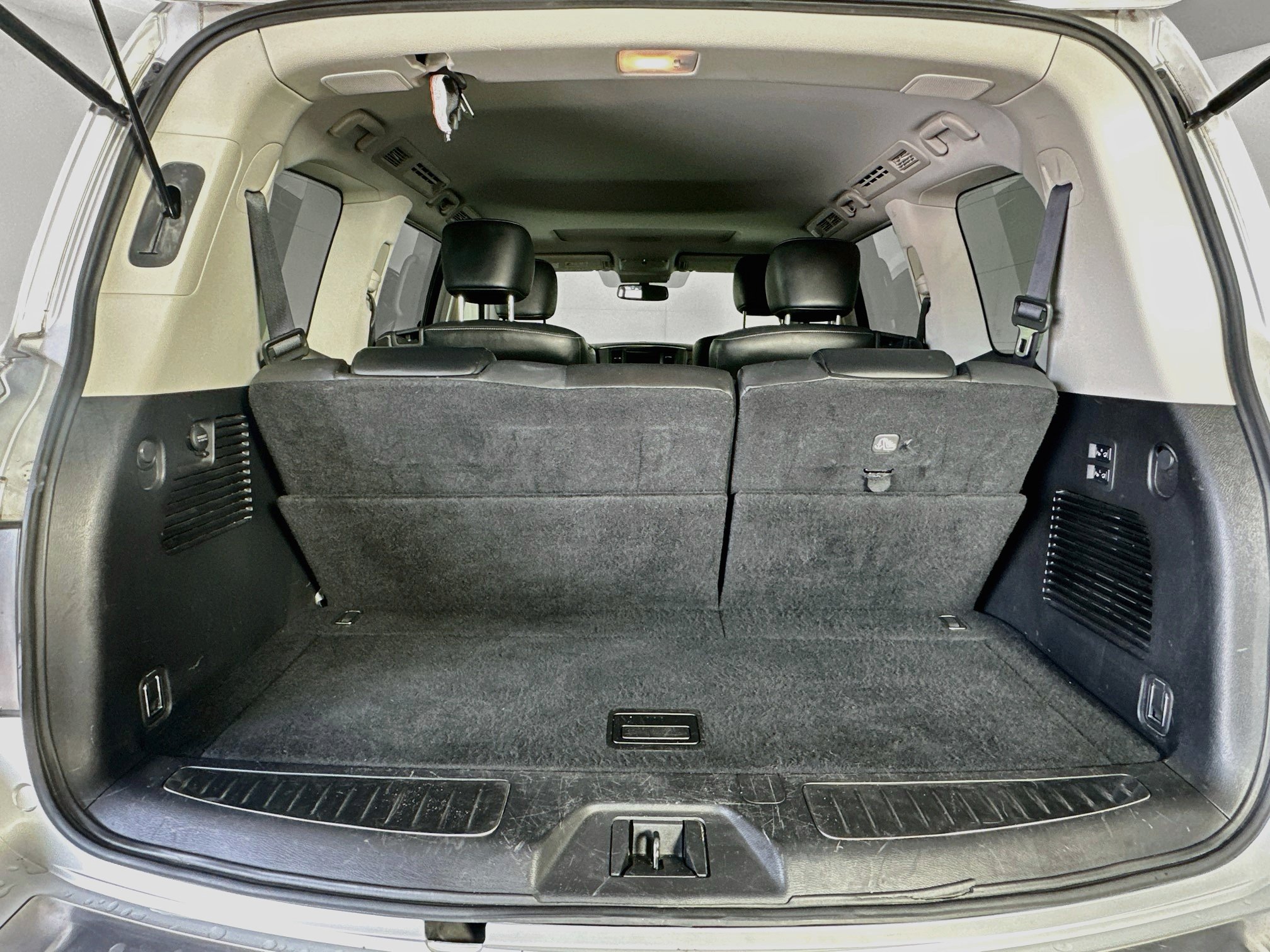 Used 2019 INFINITI QX80 Luxe w/ Proassist Package RWD image 32