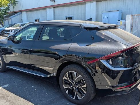 Used 2024 Kia EV6 Wind w/ Wind Technology Package RWD image 2