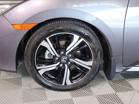 Used 2017 Honda Civic Touring image 18