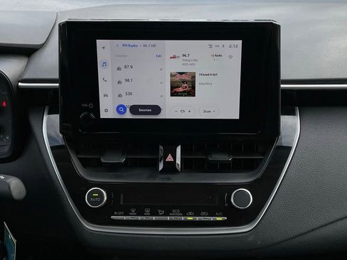 Used 2024 Toyota Corolla LE FWD image 17