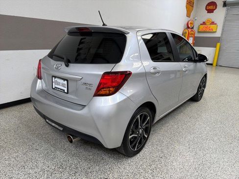 Used 2015 Toyota Yaris SE image 33