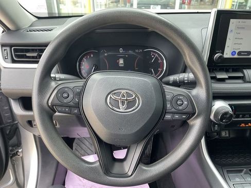 Used 2024 Toyota RAV4 XLE FWD image 19