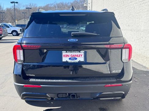 New 2026 Ford Explorer ST-Line w/ ST-Line Street Pack AWD/4WD image 10