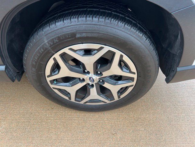 Used 2024 Subaru Forester Premium AWD/4WD image 11