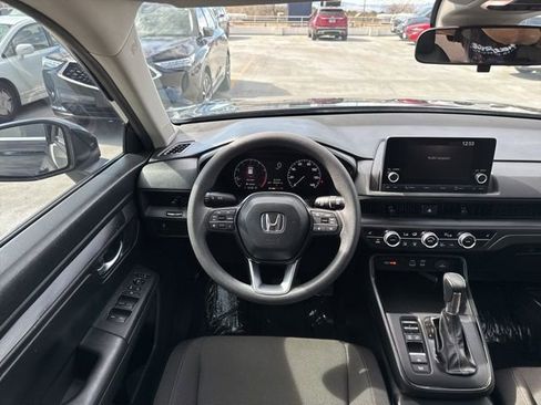 Used 2023 Honda CR-V EX image 21
