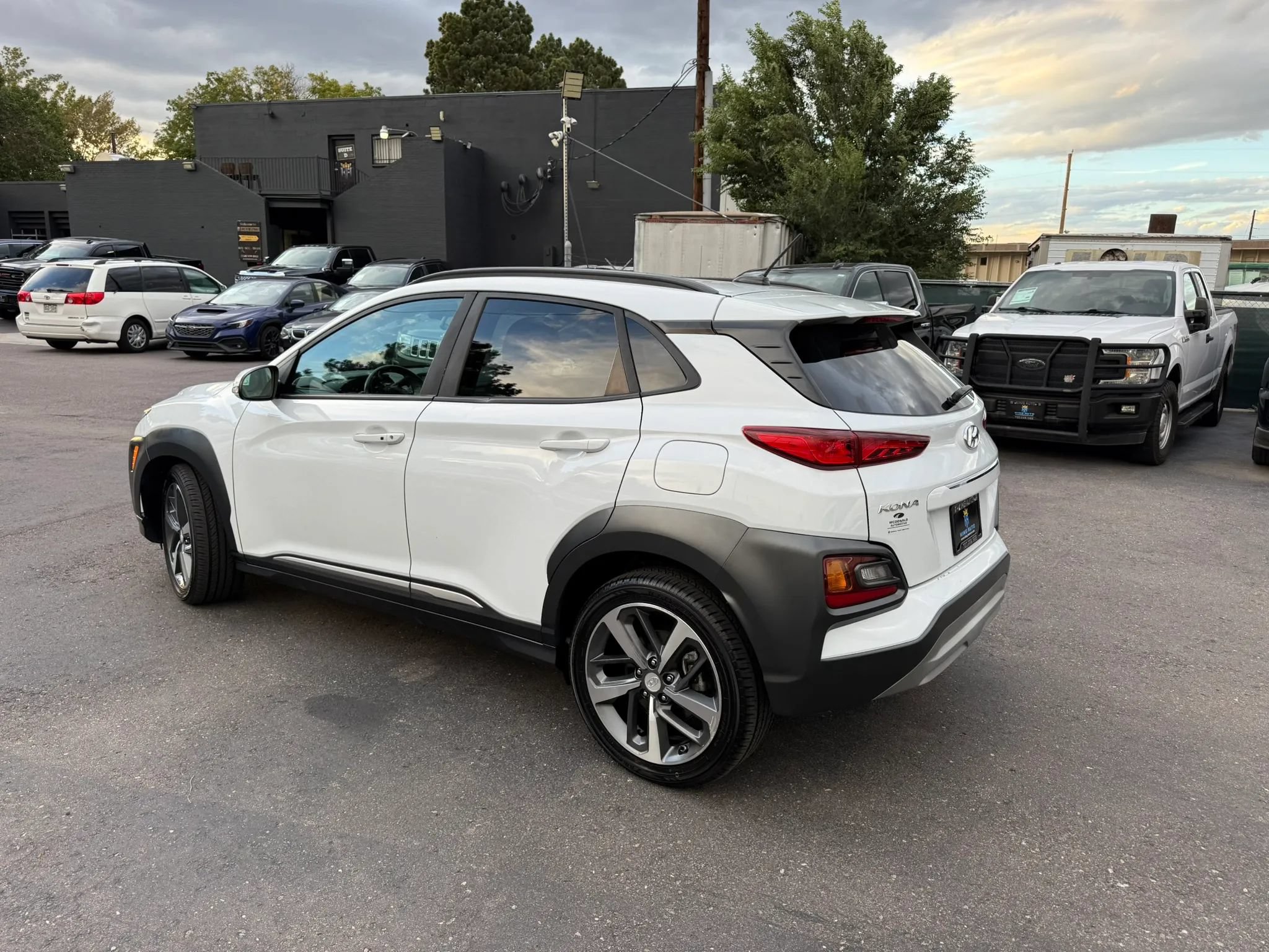 Used 2018 Hyundai Kona Limited AWD/4WD image 4