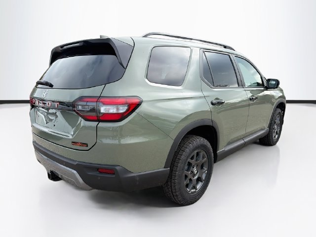 New 2026 Honda Pilot TrailSport image 7