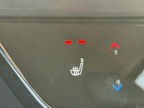 New 2026 Nissan Kicks SR w/ Cold Weather Package image 30