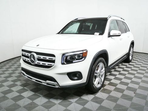 Used 2021 Mercedes-Benz GLB 250 4MATIC image 1