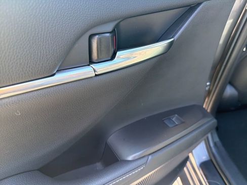 Used 2023 Toyota Camry XSE w/ Navigation Package image 20