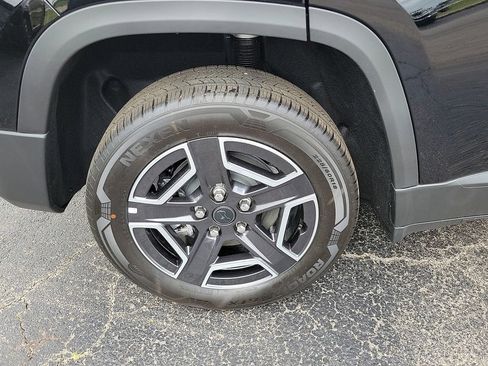 New 2026 Jeep Cherokee Laredo AWD/4WD image 7