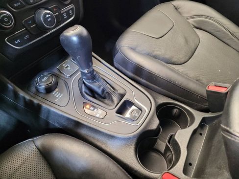 Used 2021 Jeep Cherokee Latitude Lux image 26