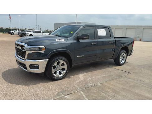 Used 2025 RAM 1500 Lone Star AWD/4WD image 4
