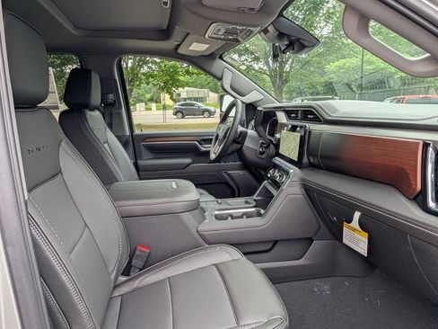 New 2026 GMC Sierra 3500 Denali w/ Denali Reserve Package AWD/4WD image 30