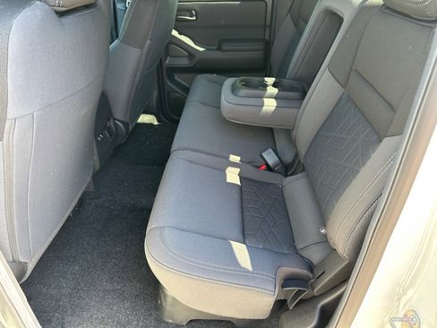 New 2026 Nissan Frontier SV w/ SV Convenience Package RWD image 15