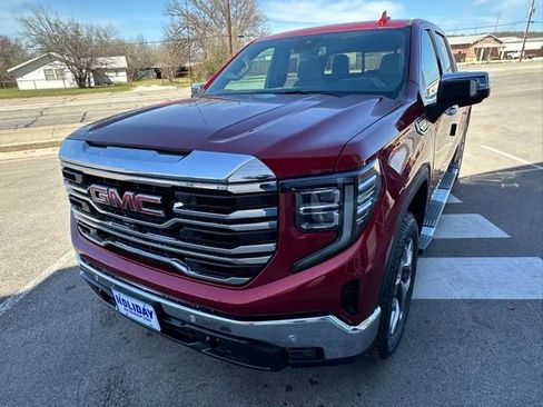 New 2026 GMC Sierra 1500 SLT image 13
