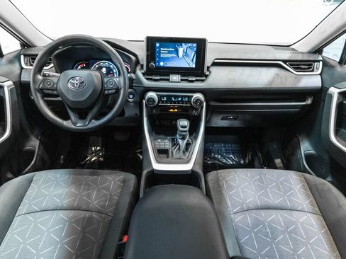 Used 2024 Toyota RAV4 XLE AWD/4WD image 14