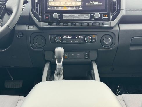 New 2026 Nissan Frontier SV image 24