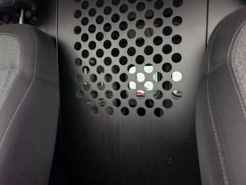 Used 2025 RAM ProMaster 2500 w/ U-Haul Equipment Group FWD image 26