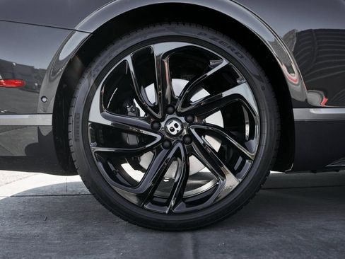 Used 2025 Bentley Continental GT Speed image 17