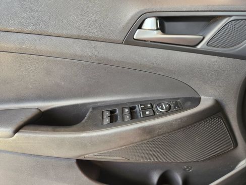 Used 2016 Hyundai Tucson SE w/ Option Group 02 AWD/4WD image 24
