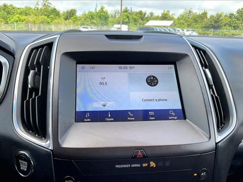 Used 2020 Ford Edge Titanium FWD image 34