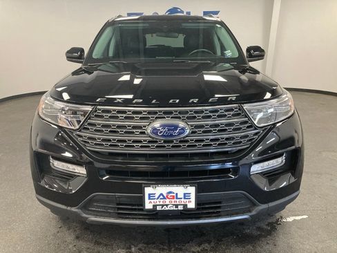 Used 2024 Ford Explorer XLT w/ Equipment Group 202A AWD/4WD image 3