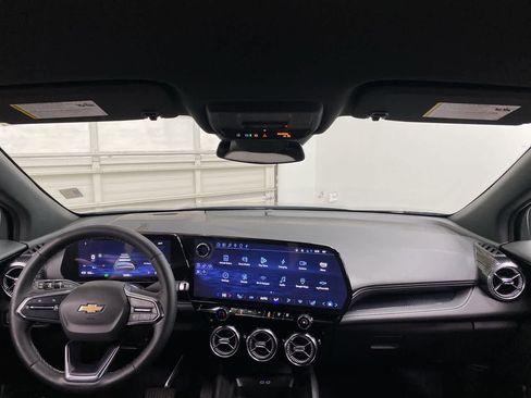 Used 2024 Chevrolet Blazer EV LT image 12