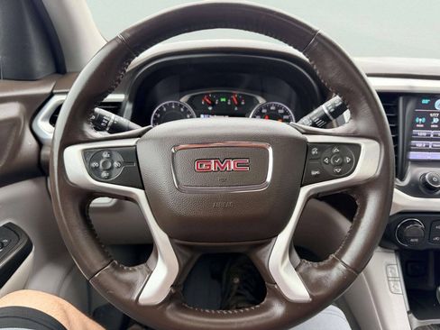 Used 2017 GMC Acadia SLT w/ LPO, Floor Liner Package AWD/4WD image 34