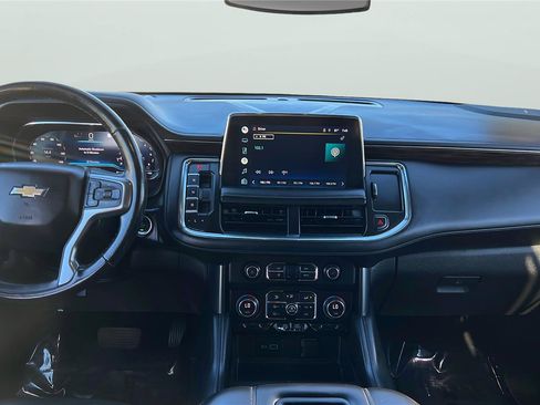 Used 2022 Chevrolet Suburban LT RWD image 9