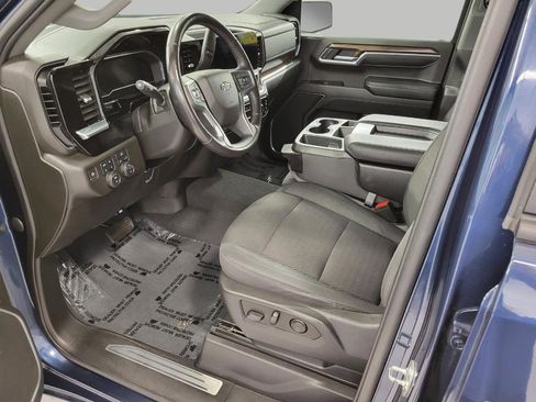 Used 2022 Chevrolet Silverado 1500 RST AWD/4WD image 10
