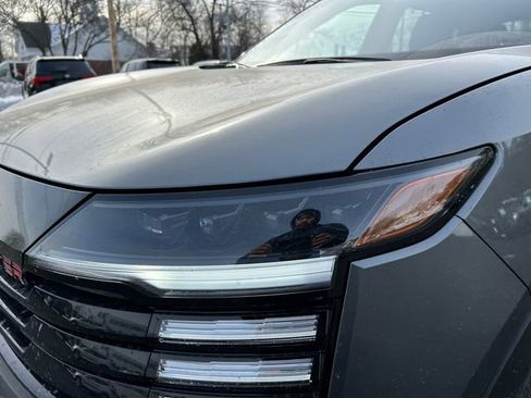 New 2026 Nissan Kicks SR w/ SR Premium Package image 7