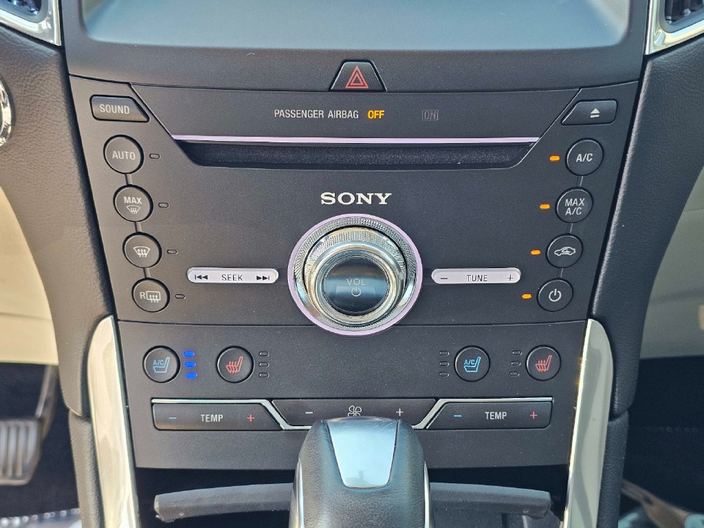 Used 2017 Ford Edge Titanium w/ Equipment Group 301A FWD image 29