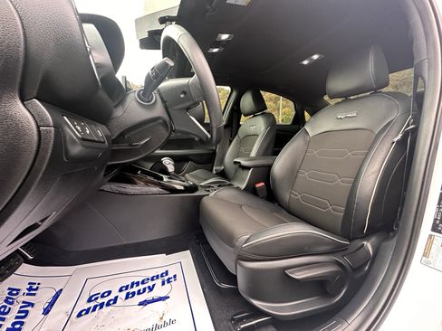 Used 2024 Kia Forte GT-Line w/ GT-Line Premium Package image 7