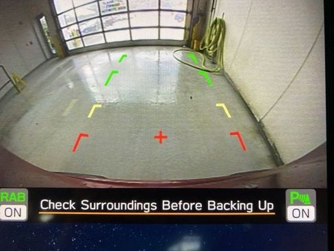 Used 2023 Subaru Ascent Limited AWD/4WD image 20