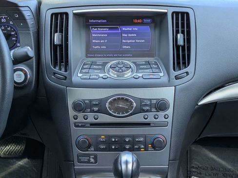 Used 2015 INFINITI Q40 w/ Navigation Package RWD image 17