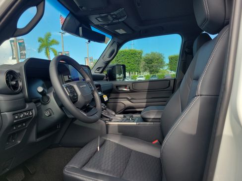 Used 2026 Toyota Land Cruiser w/ Premium Package AWD/4WD image 19