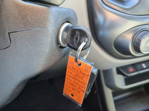 Used 2019 Chevrolet Colorado W/T w/ WT Convenience Package image 24