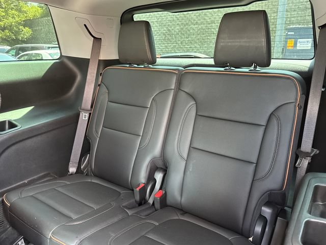 Used 2023 GMC Acadia AT4 w/ Technology Package AWD/4WD image 12