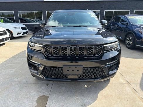 Certified 2025 Jeep Grand Cherokee Summit w/ Obsidian Package AWD/4WD image 2