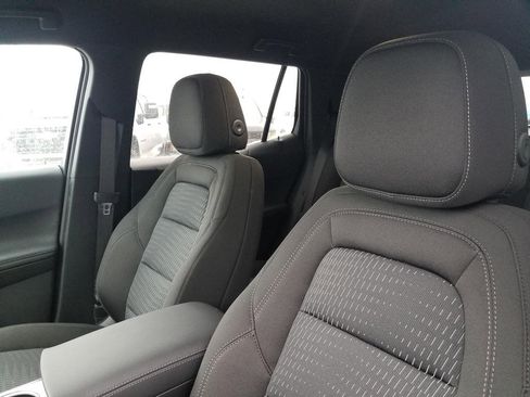 New 2026 Chevrolet Equinox LT image 18