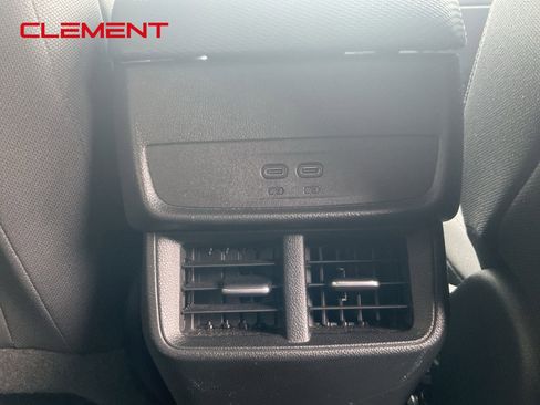 Used 2025 Chevrolet Equinox LT image 29