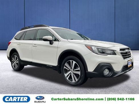 Used 2018 Subaru Outback 2.5i Limited image 1