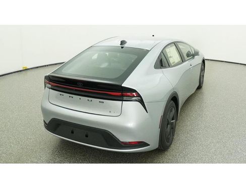 New 2026 Toyota Prius LE FWD image 8