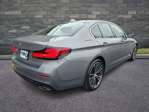 Used 2023 BMW 530i xDrive w/ Premium Package image 6