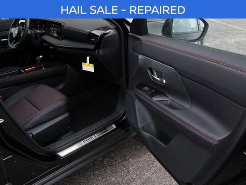 New 2026 Nissan Kicks SR w/ SR Premium Package AWD/4WD image 32