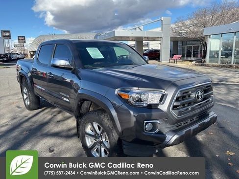 Used 2017 Toyota Tacoma Limited w/ Tow Package image 4